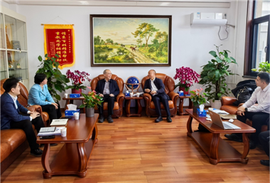 中国机械联会领导会见四川普什宁江机床有限公司总经理一行