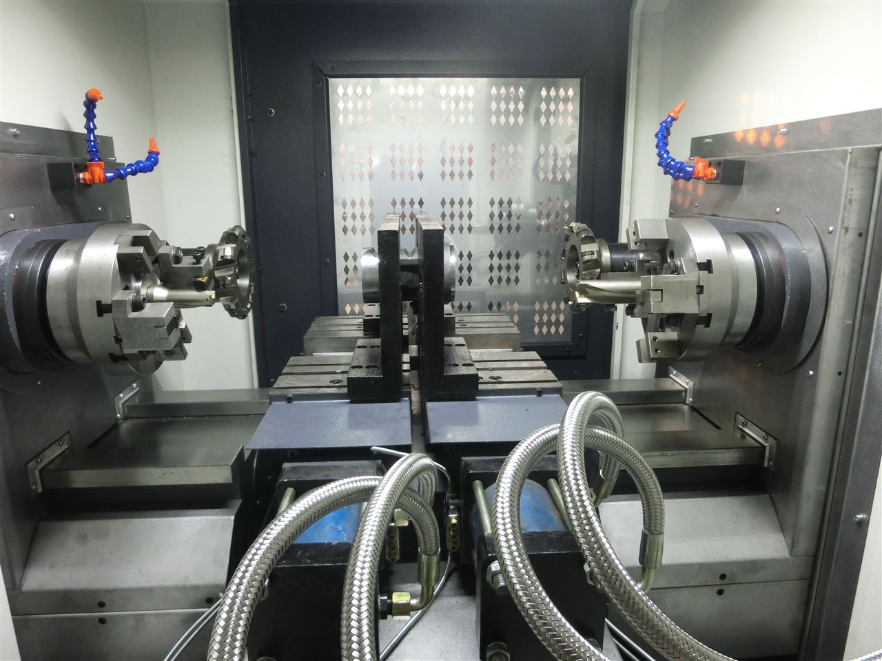 铣端面打中心孔雷欧铣打机平头打孔机